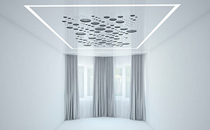 Натяжной потолок в спальне 18м2 со световыми линиями